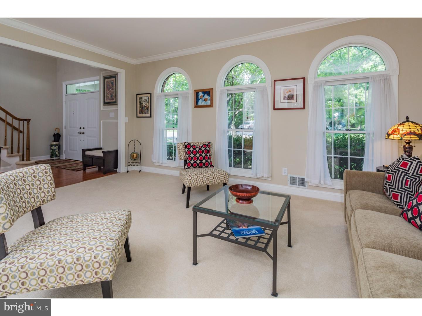 140 Brandon Road Pennington, NJ 08534 - Photo 4 of 25