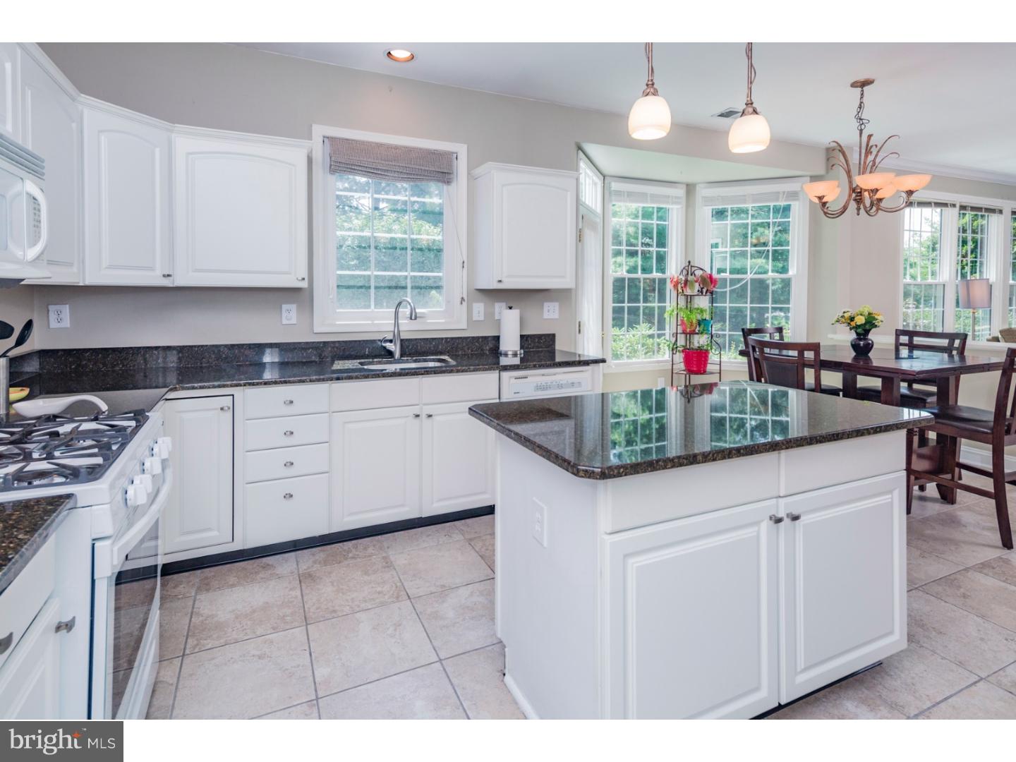 140 Brandon Road Pennington, NJ 08534 - Photo 8 of 25