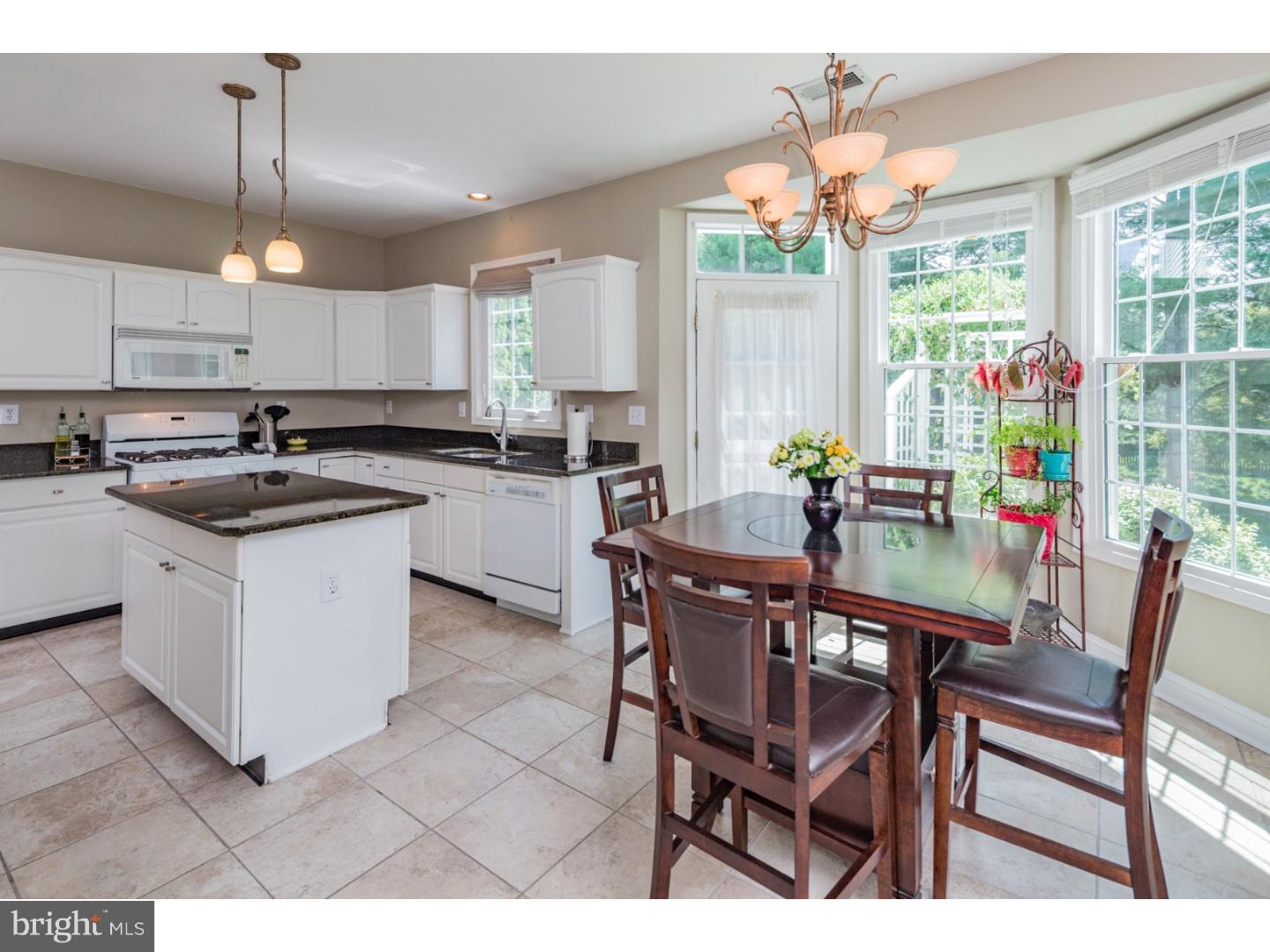 140 Brandon Road Pennington, NJ 08534 - Photo 9 of 25