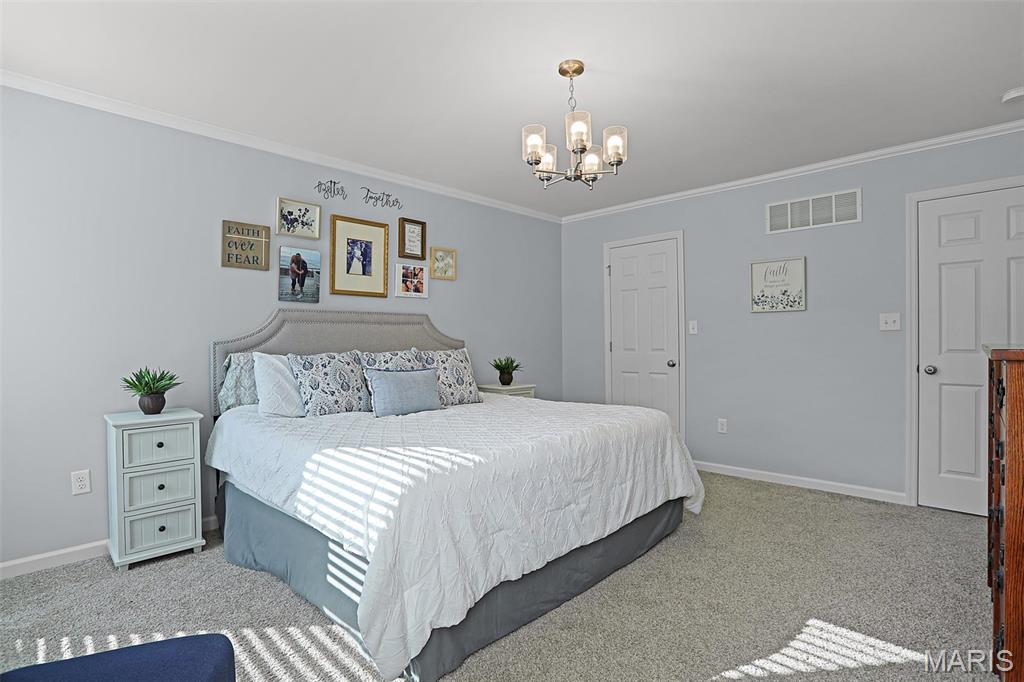 7421 Shadow Point Drive St. Louis, MO 63129 - Photo 17 of 37