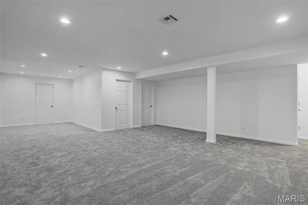 7421 Shadow Point Drive St. Louis, MO 63129 - Photo 29 of 37