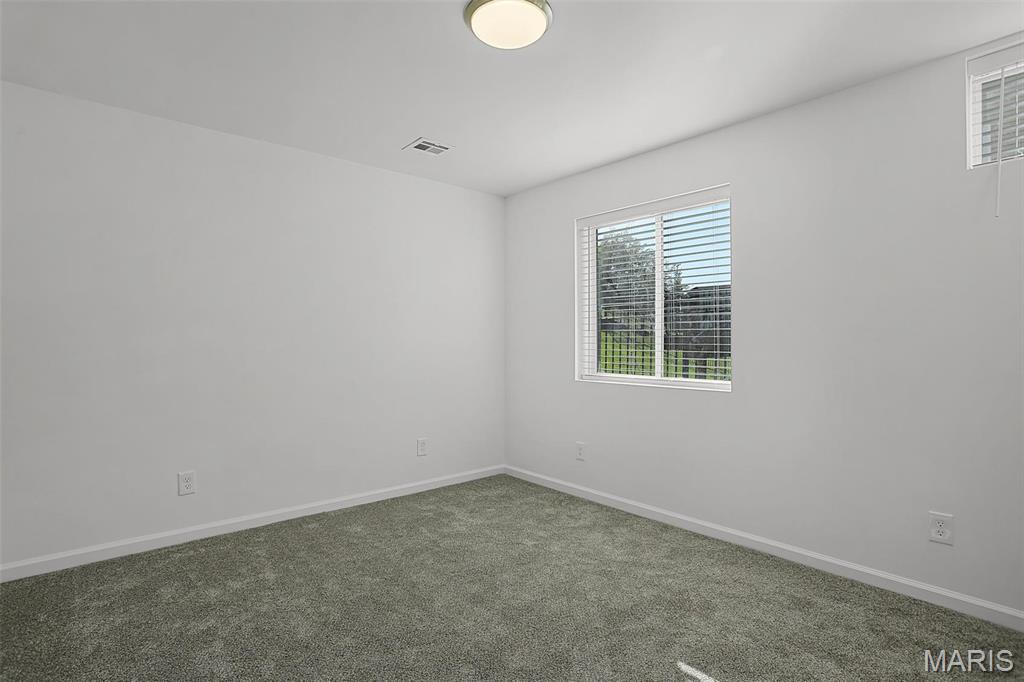 7421 Shadow Point Drive St. Louis, MO 63129 - Photo 33 of 37