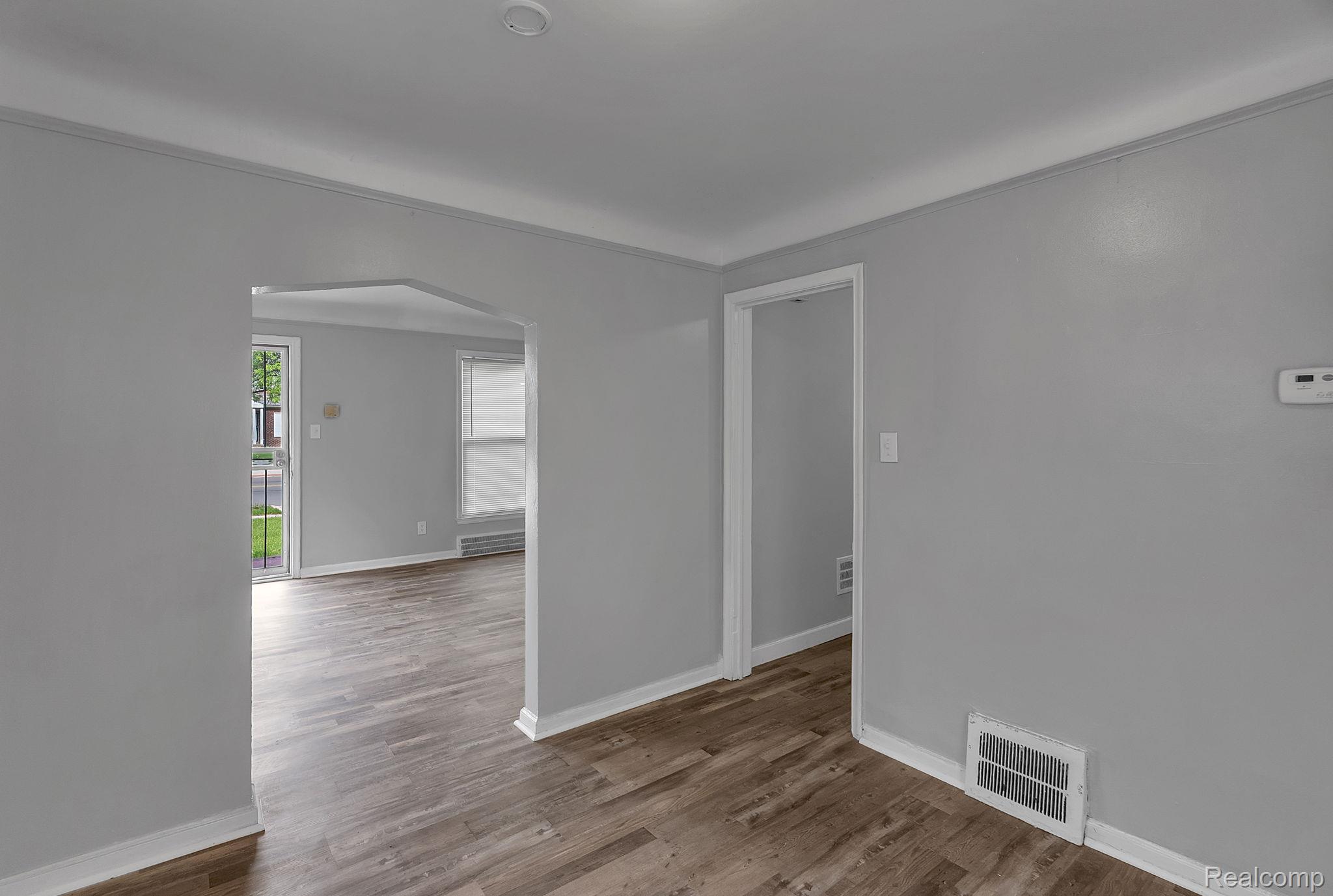 12702-12710 Kelly Road Detroit, MI 48224 - Photo 26 of 32 21 Kelly Rd.jpg
