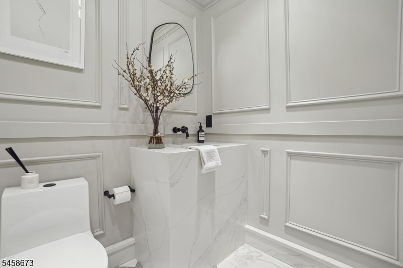 146 Village Road New Vernon, NJ 07976 - Photo 20 of 50 Gallery Image 20