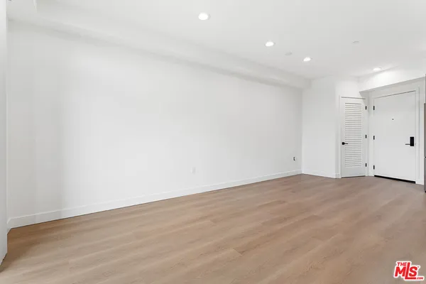 $3,295 | 160 Chestnut Street, Unit 303, Pasadena, CA 91103