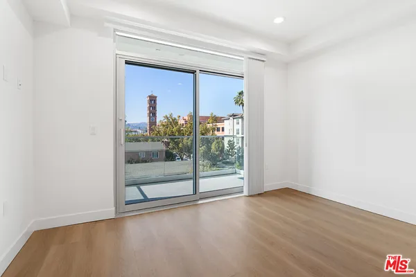 $3,295 | 160 Chestnut Street, Unit 303, Pasadena, CA 91103