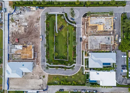 $4,550,000 | 300 Grove Place, Delray Beach, FL 33444