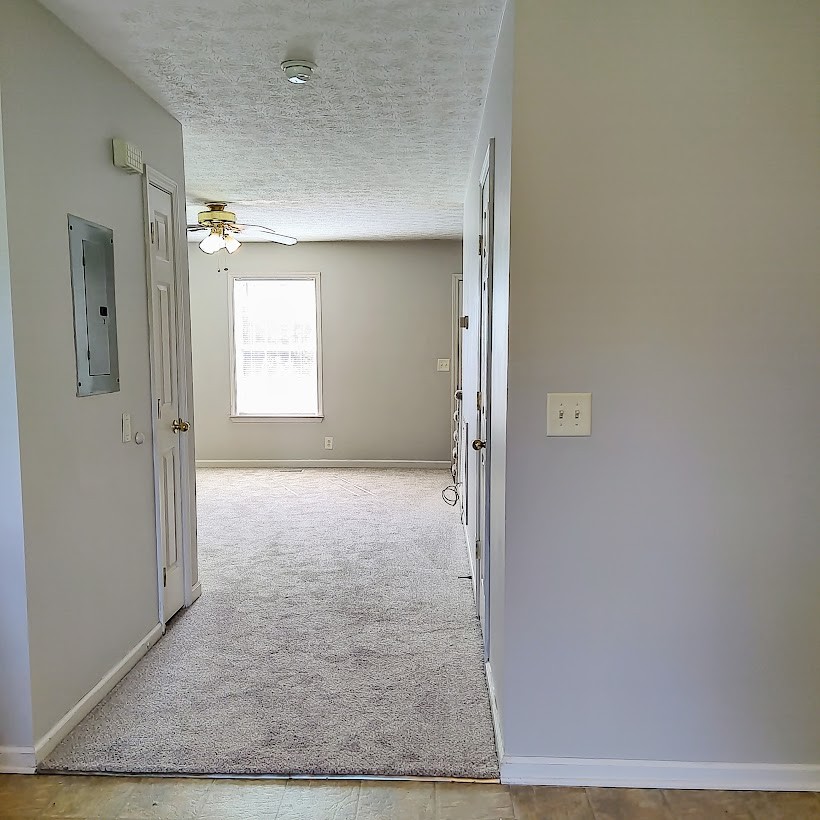 110 Mason Street Portland, TN 37148 - Photo 13 of 24 an empty room with windows