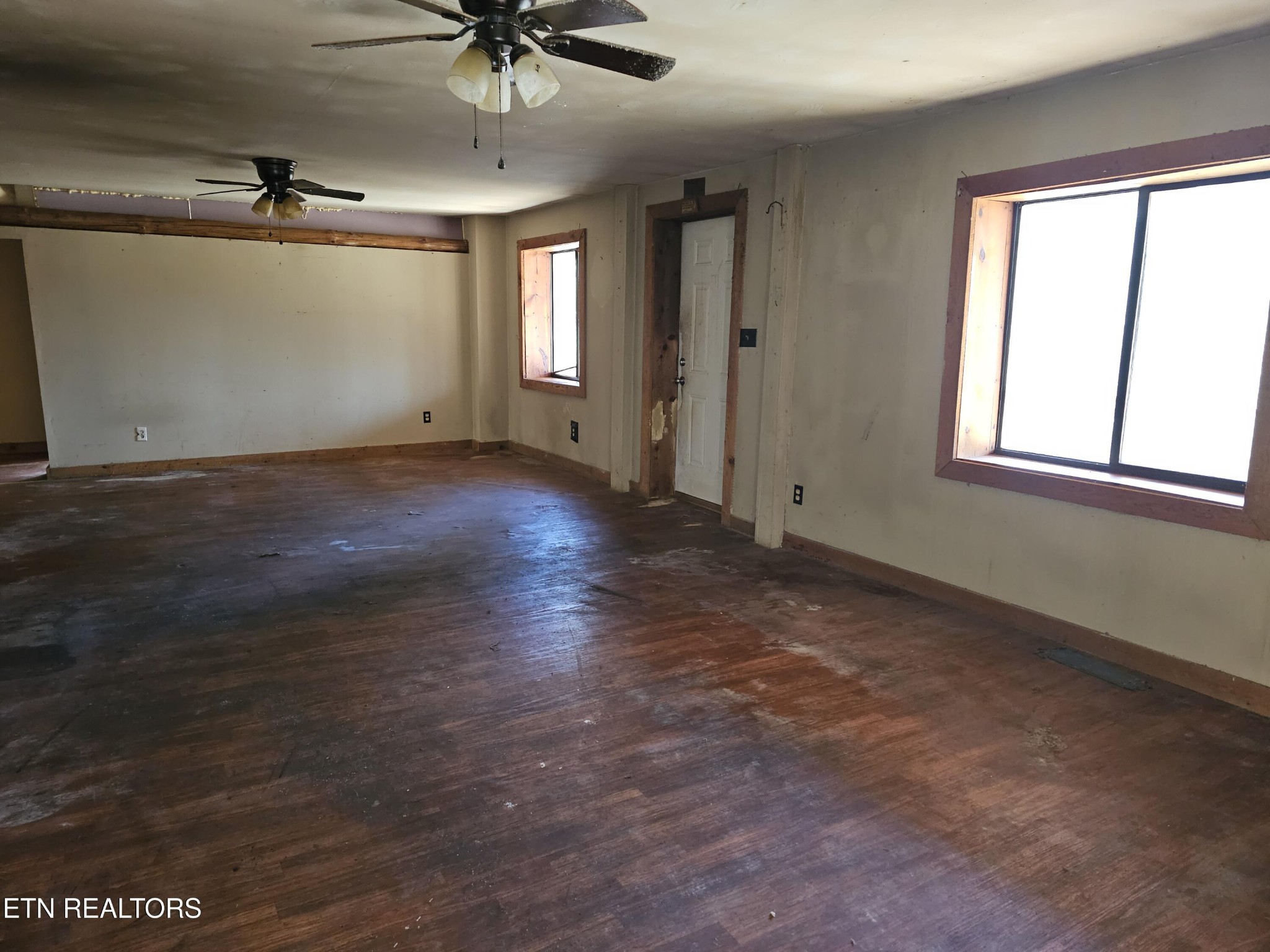 449 Smokey Branch Road Vonore, TN 37885 - Photo 9 of 24 Gallery Image 9