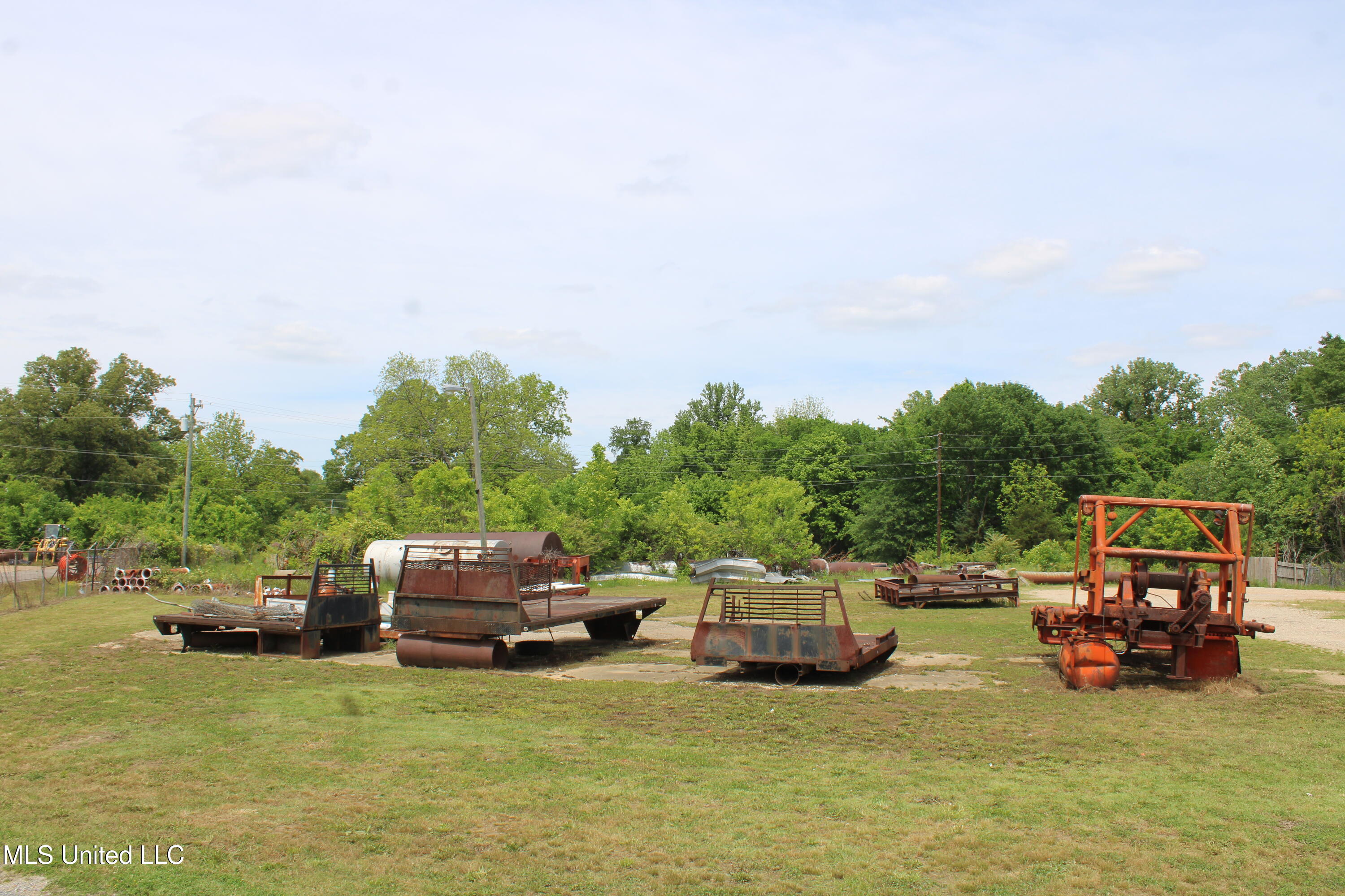 9490 Highway 178 Olive Branch, MS 38654 - Photo 16 of 24 IMG_6061
