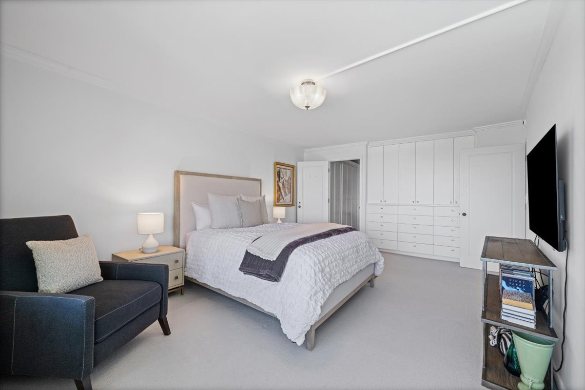 1630 Sheridan Road, Unit 5G Wilmette, IL 60091 - Photo 17 of 23 Gallery Image 17