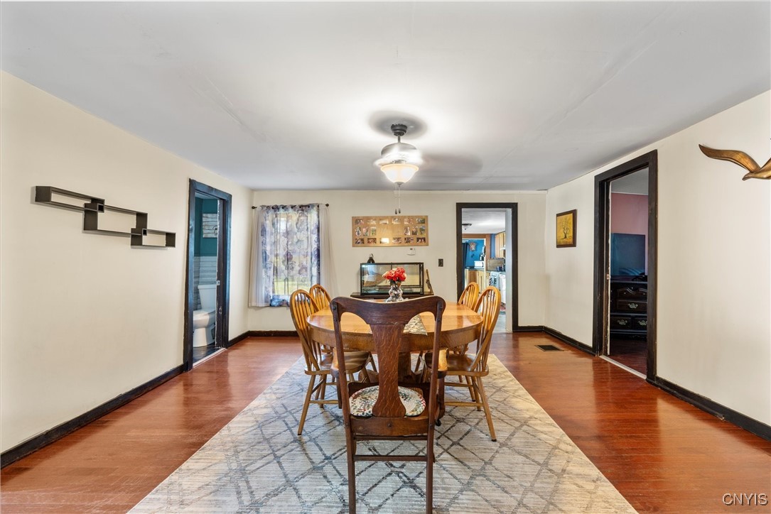 6182 Airport Road Camillus, NY 13209 - Photo 4 of 20