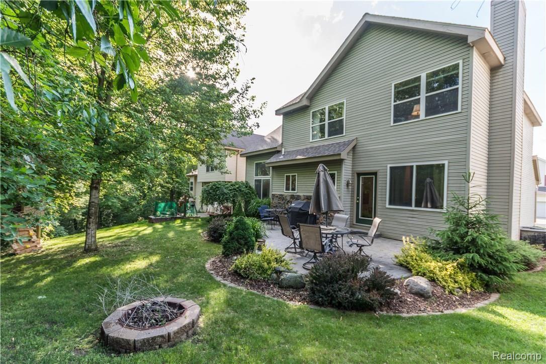 86 Eagle Ridge Road Lake Orion, MI 48360 - Photo 26 of 30 86 Eagle-5.jpg