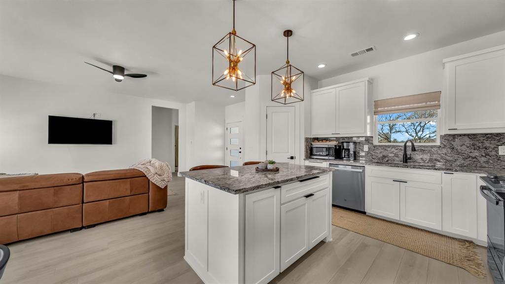 3785 Pine Road Poolville, TX 76487 - Photo 13 of 31