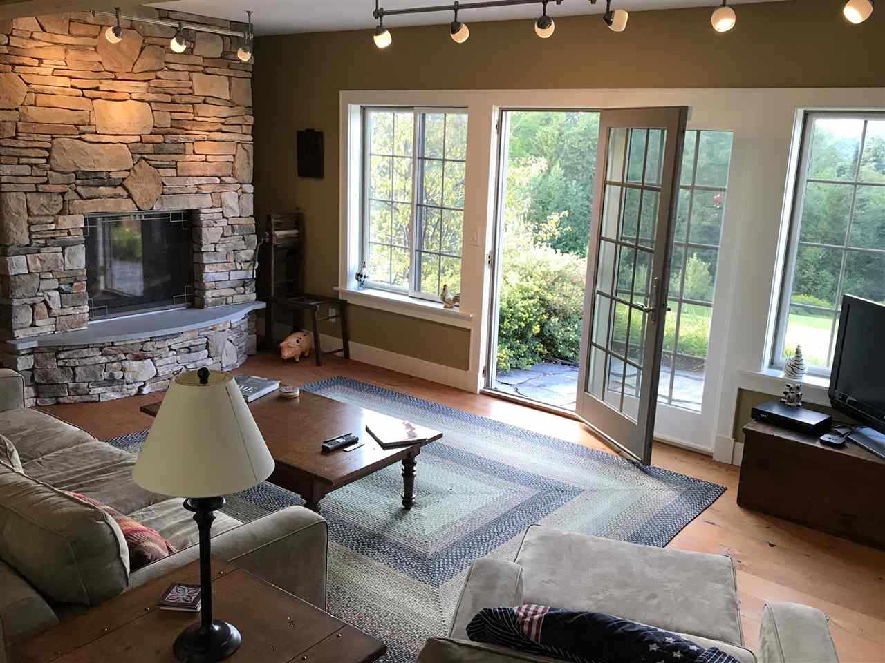 714 Dawley Road Mount Holly, VT 05758 - Photo 12 of 40