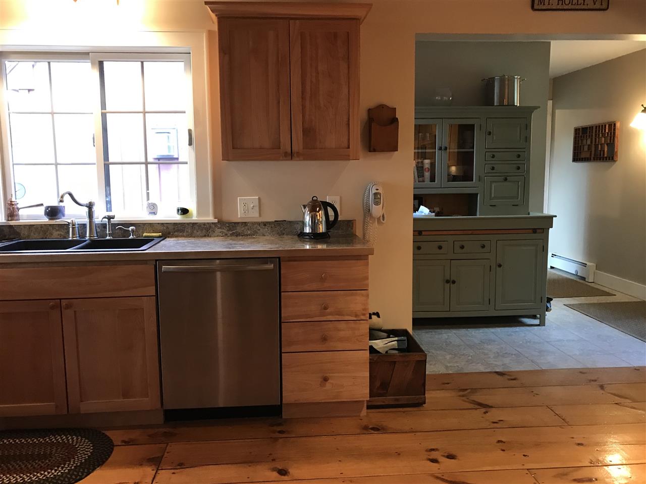 714 Dawley Road Mount Holly, VT 05758 - Photo 15 of 40
