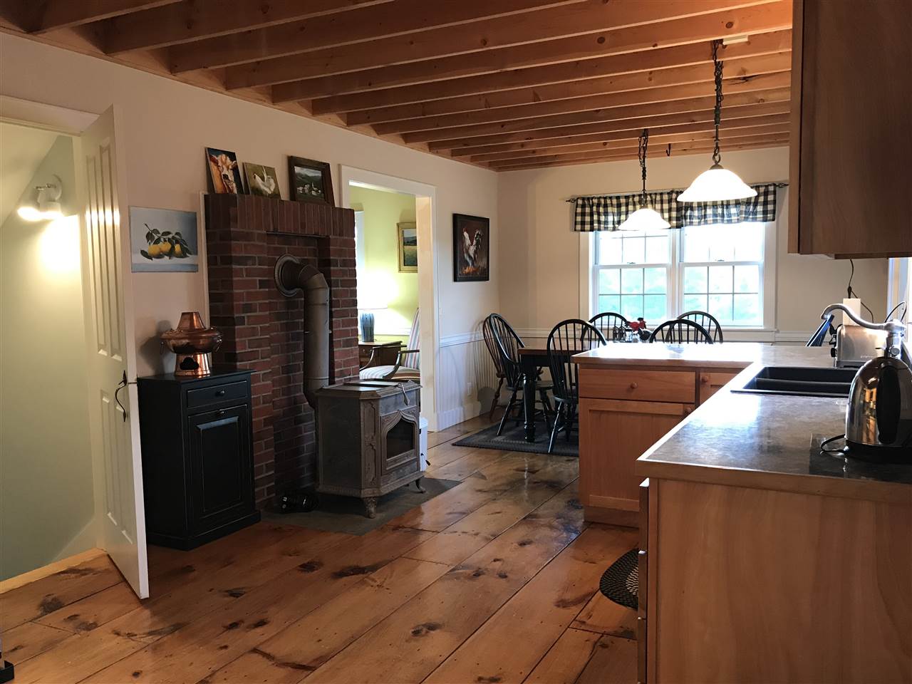 714 Dawley Road Mount Holly, VT 05758 - Photo 16 of 40