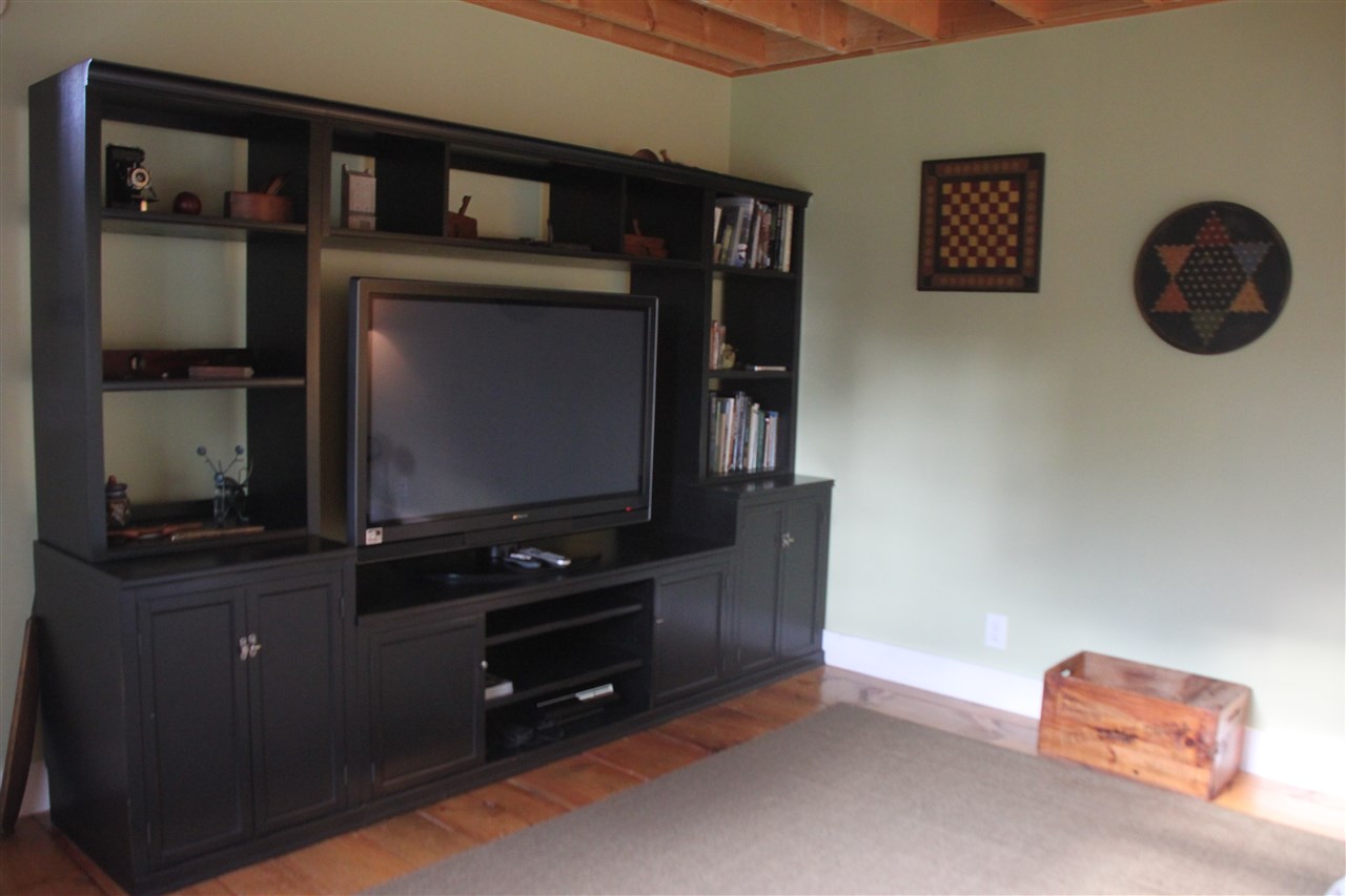 714 Dawley Road Mount Holly, VT 05758 - Photo 22 of 40