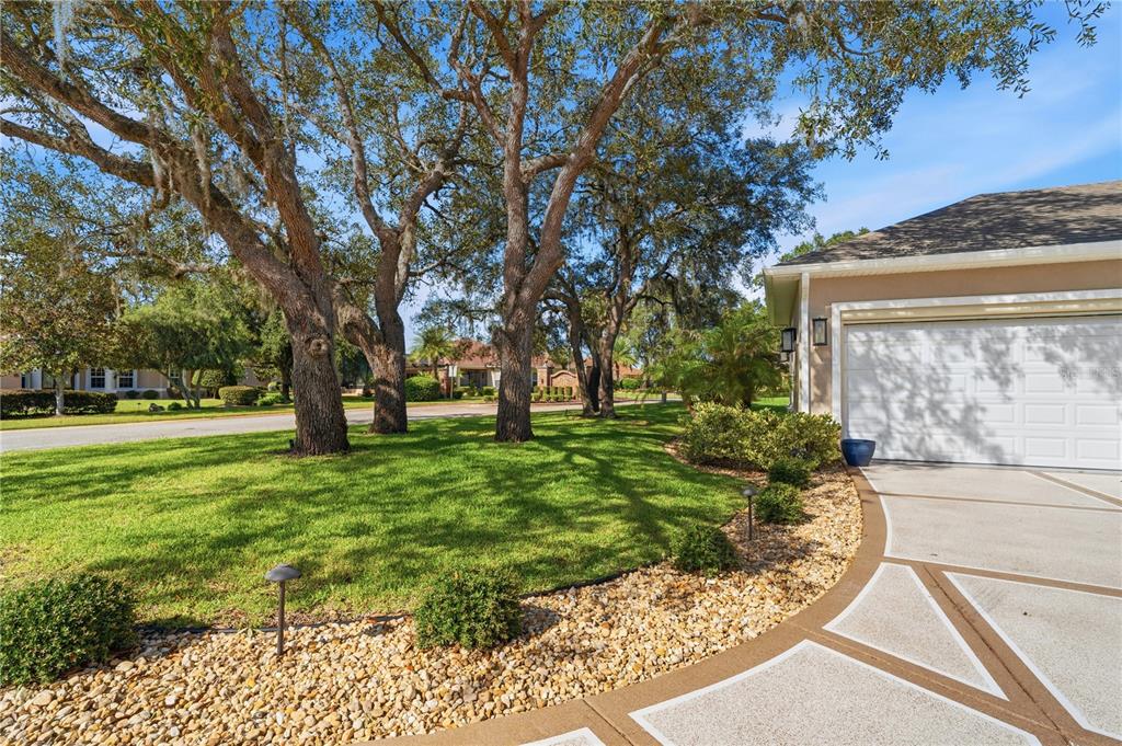 9215 Lake Cypress Loop Weeki Wachee, FL 34613 - Photo 5 of 76