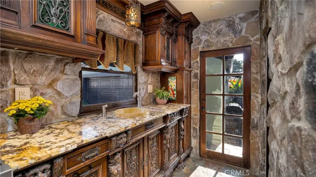 $1,875,000 | 2510 North Park Boulevard, Santa Ana, CA 92706