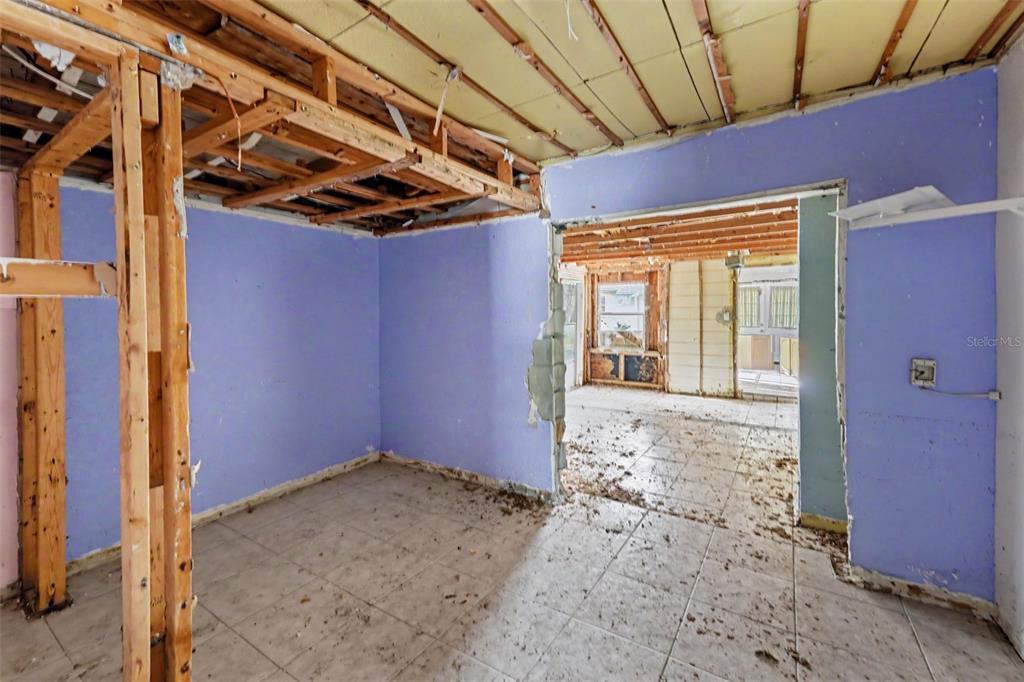 1811 2nd Street Indian Rocks Beach, FL 33785 - Photo 14 of 33 Gallery Image 14