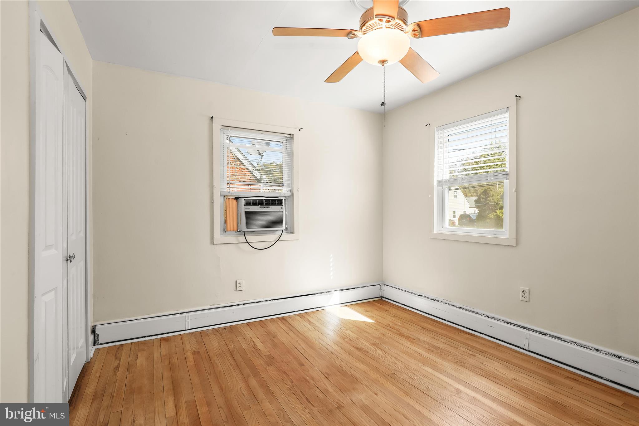 218 Kuethe Road Glen Burnie, MD 21060 - Photo 12 of 31 Primary Bedroom