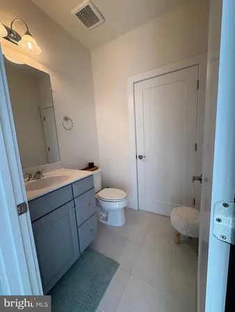 $4,000 | 44717 Ellsworth Terrace, Ashburn, VA 20147