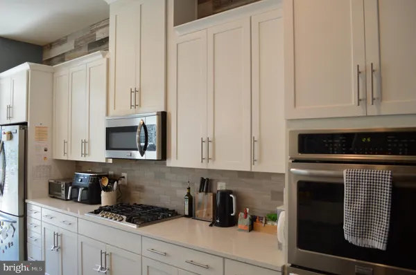 $4,000 | 44717 Ellsworth Terrace, Ashburn, VA 20147