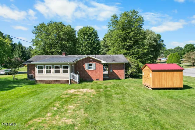 $299,500 | 446 Montview Drive Northeast, Abingdon, VA 24210