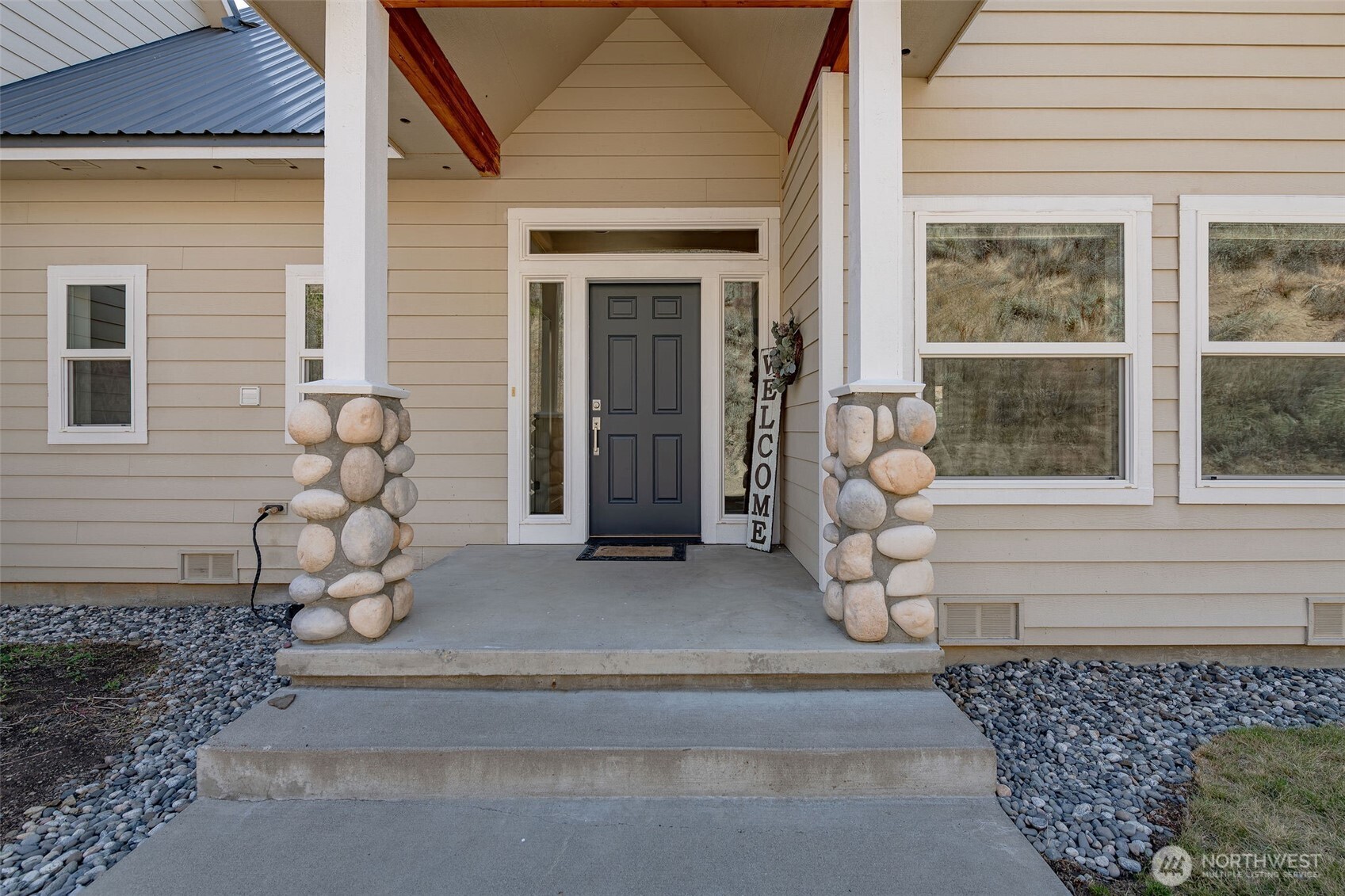 9375 North Fork Road Cashmere, WA 98815 - Photo 4 of 40 Gallery Image 4