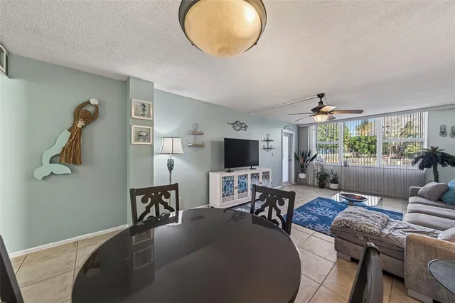 $1,950 | 201 North Ocean Boulevard, Unit 106, Pompano Beach, FL 33062