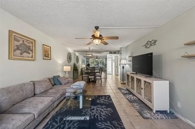 $1,950 | 201 North Ocean Boulevard, Unit 106, Pompano Beach, FL 33062