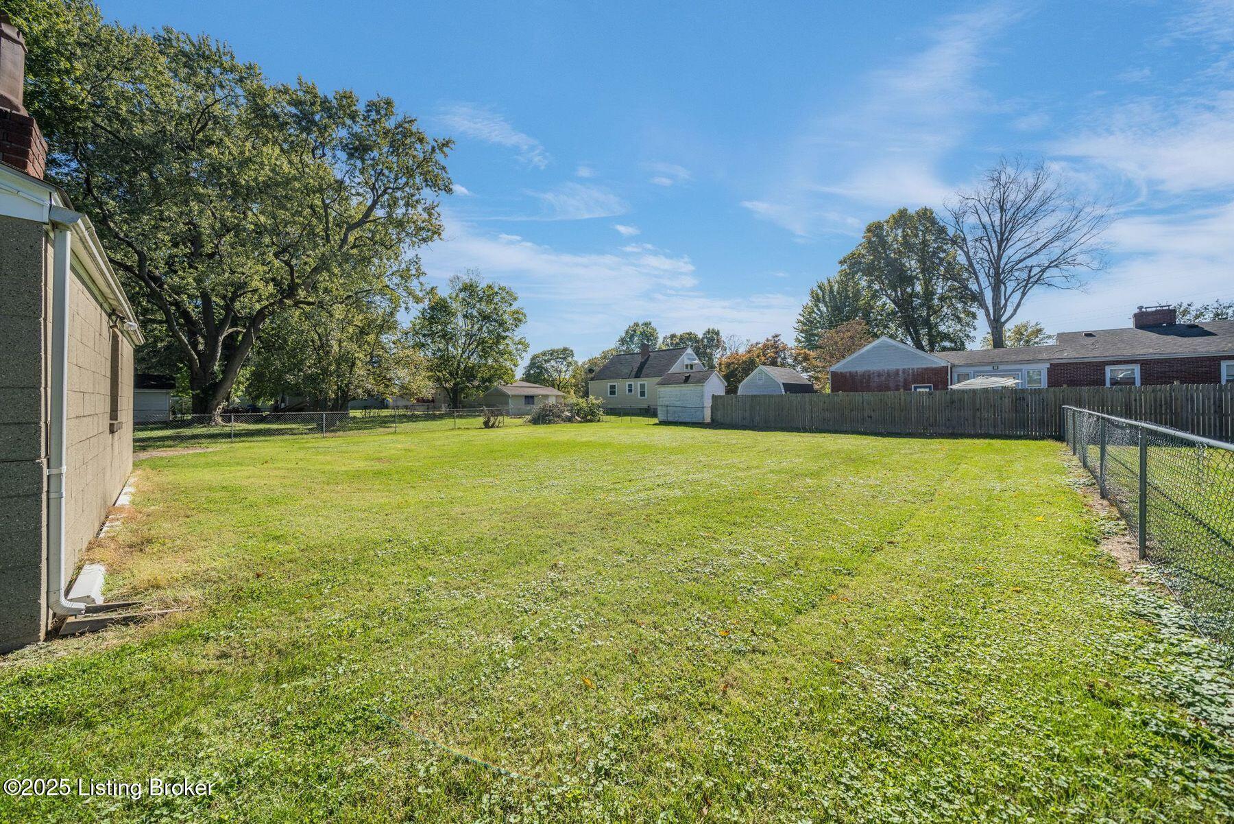 1854 Farnsley Road Louisville, KY 40216 - Photo 34 of 41 photo_online_033