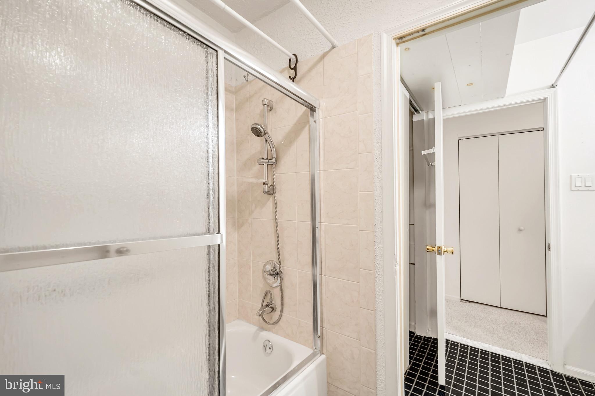 518 Pebble Ridge Court Langhorne, PA 19053 - Photo 20 of 31 a bathroom with a shower and a sink