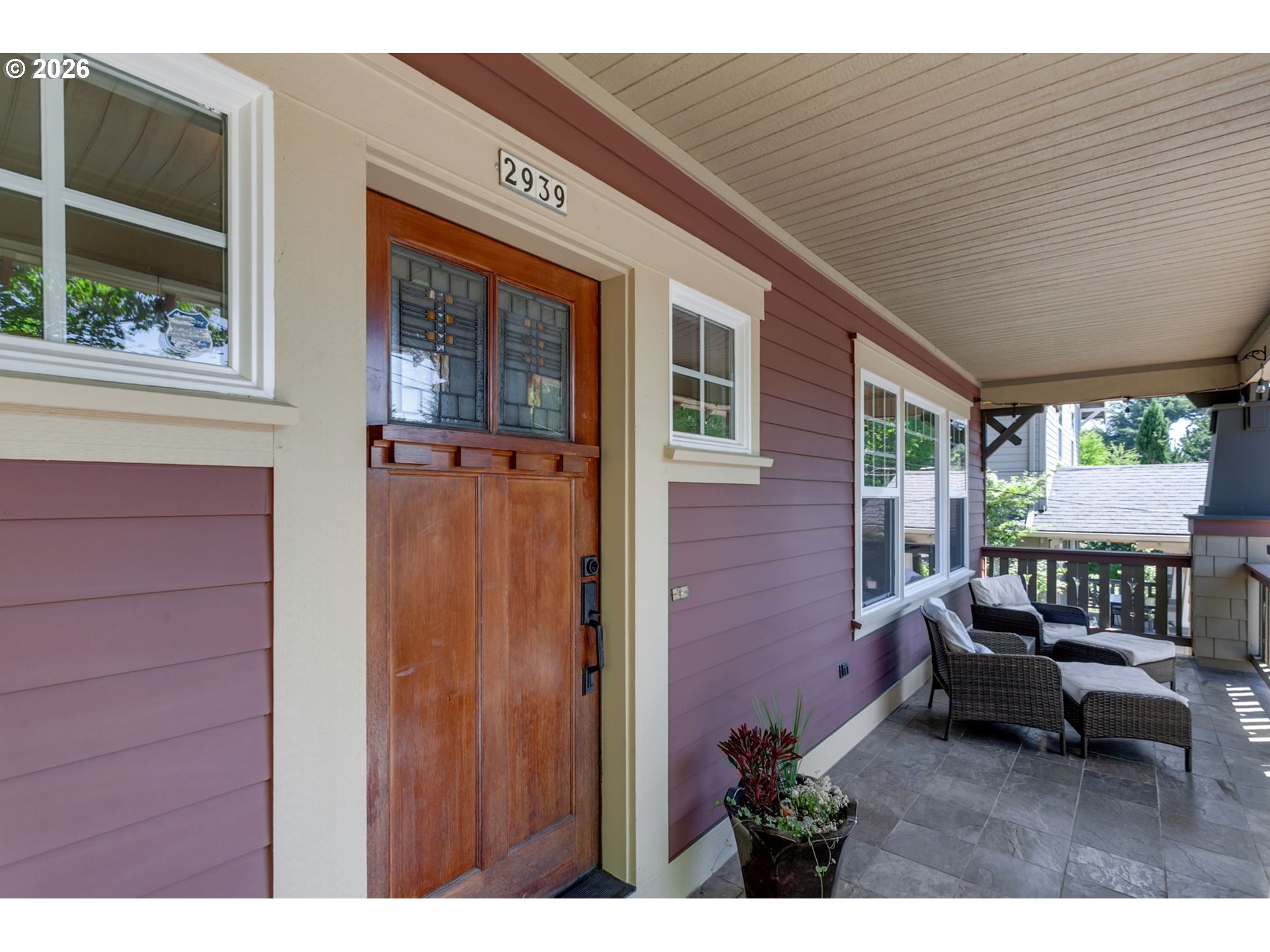 2939 Southwest Custer Street Portland, OR 97219 - Photo 4 of 48