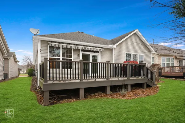 $499,900 | 1870 Hampshire Drive, Hoffman Estates, IL 60192