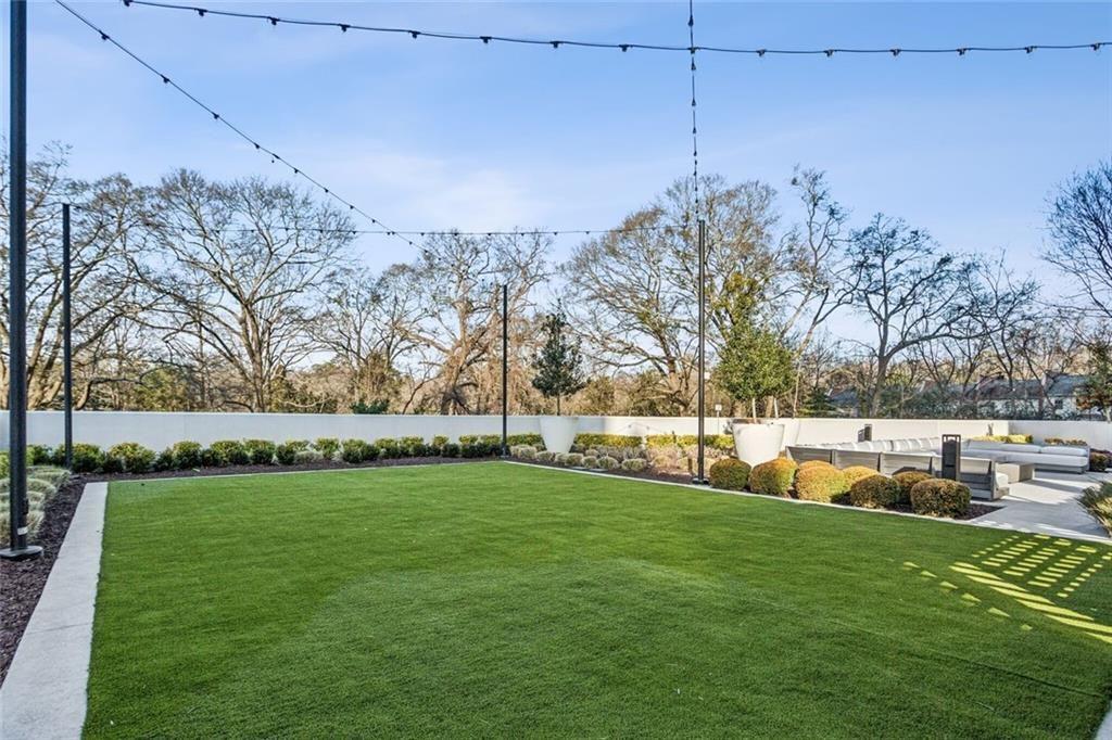 2520 Peachtree Road, Unit 602 Atlanta, GA 30305 - Photo 43 of 45 a view of a park with large trees