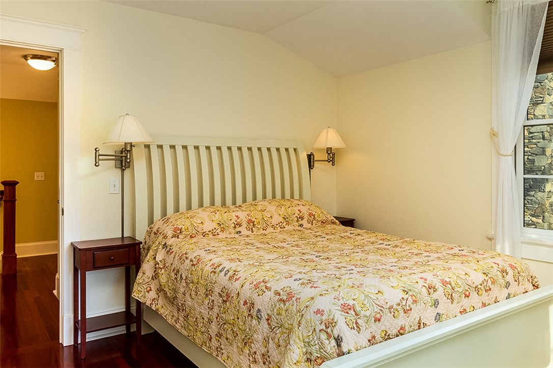 53 Sandy Point Farm Road, Unit 11 Portsmouth, RI 02871 - Photo 17 of 39