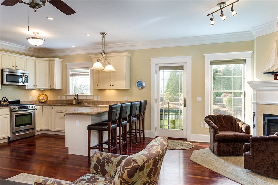 53 Sandy Point Farm Road, Unit 11 Portsmouth, RI 02871 - Photo 5 of 39