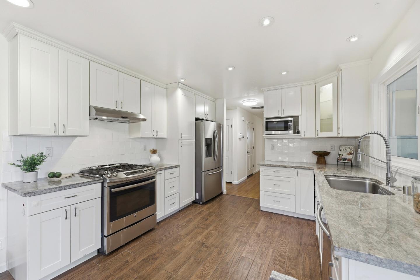 3666 Kirk Road San Jose, CA 95124 - Photo 11 of 36