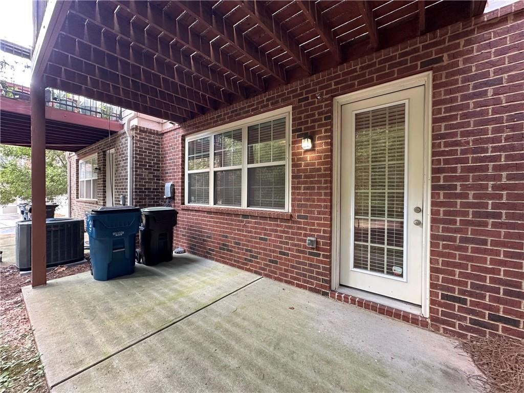 2417 Tenor Lane Alpharetta, GA 30009 - Photo 36 of 43 a view of a room with a large window