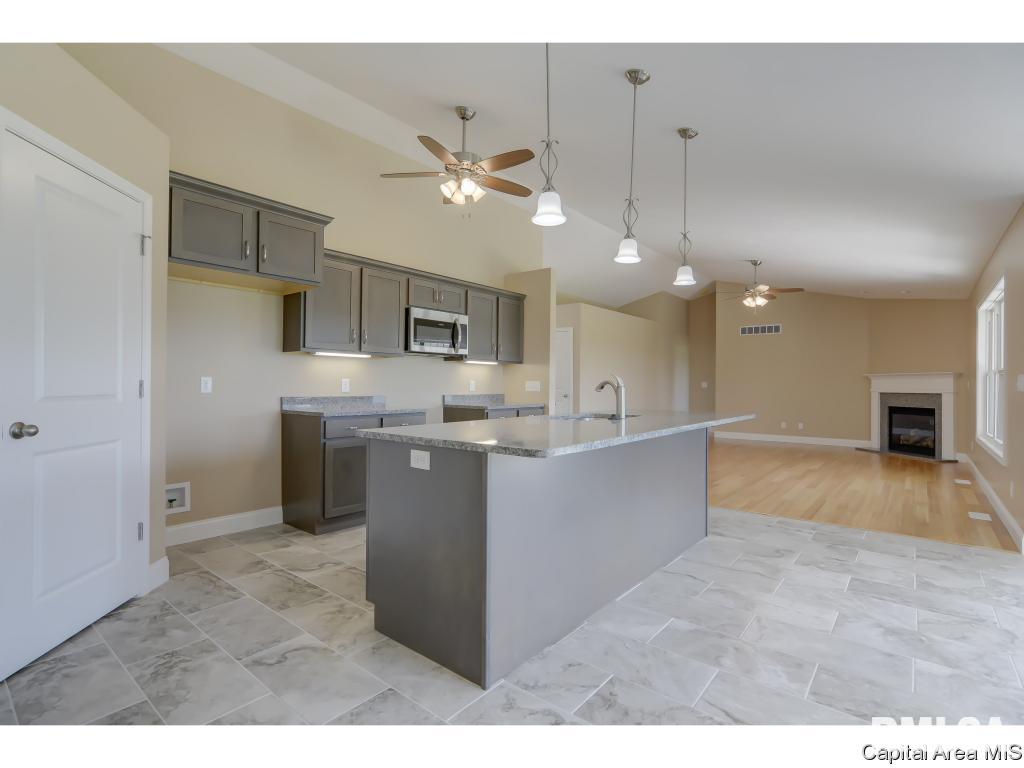 1905 Wilderness Trail Springfield, IL 62711 - Photo 9 of 29