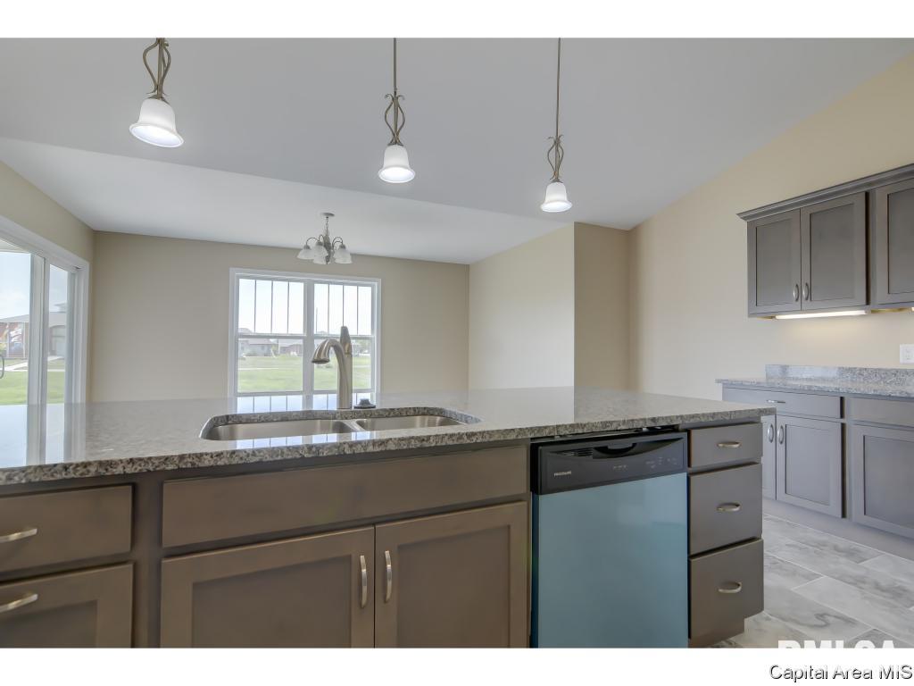 1905 Wilderness Trail Springfield, IL 62711 - Photo 10 of 29