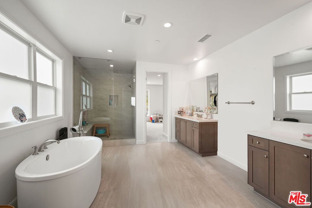 20244 Albion Way Porter Ranch, CA 91326 - Photo 24 of 47