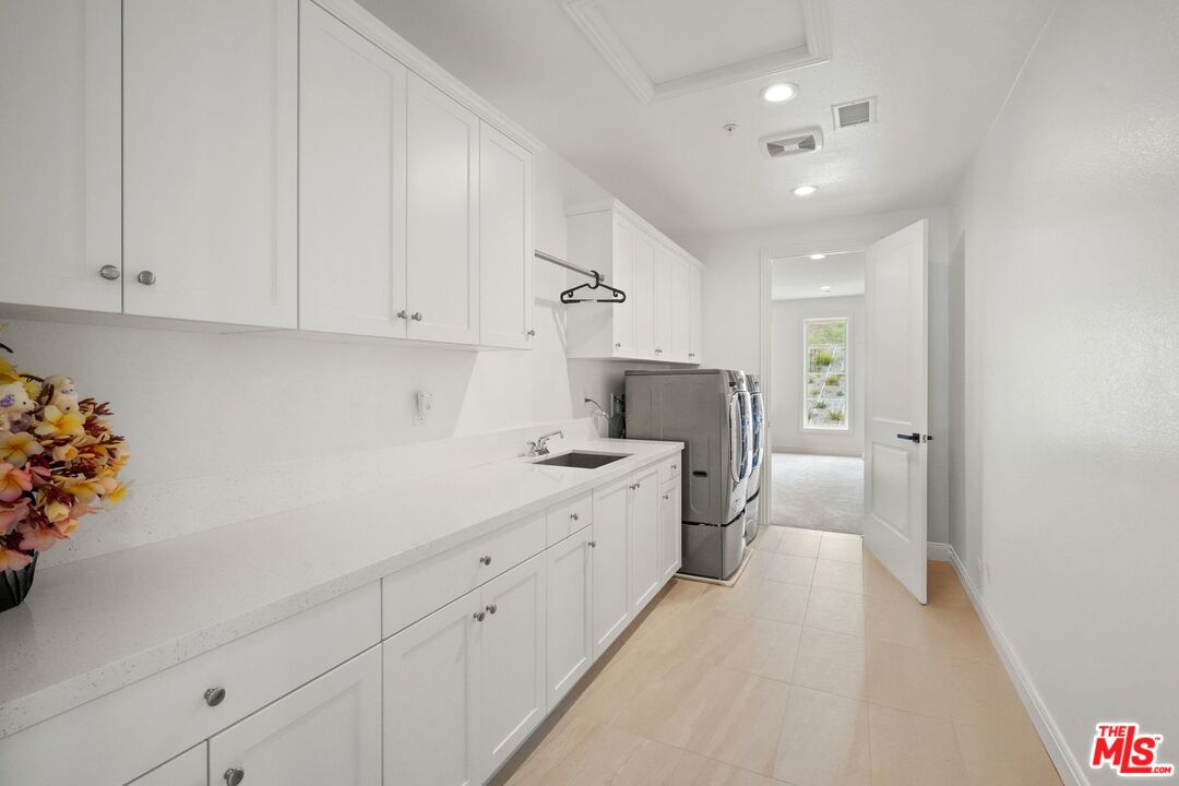 20244 Albion Way Porter Ranch, CA 91326 - Photo 27 of 47