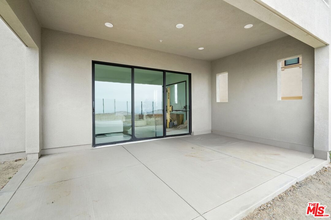 20244 Albion Way Porter Ranch, CA 91326 - Photo 43 of 47