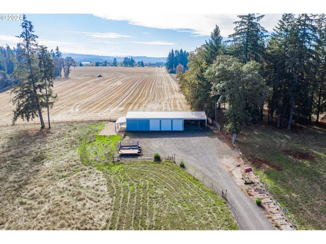 $825,000 | 42002 Cut-Off Drive, Lebanon, OR 97355