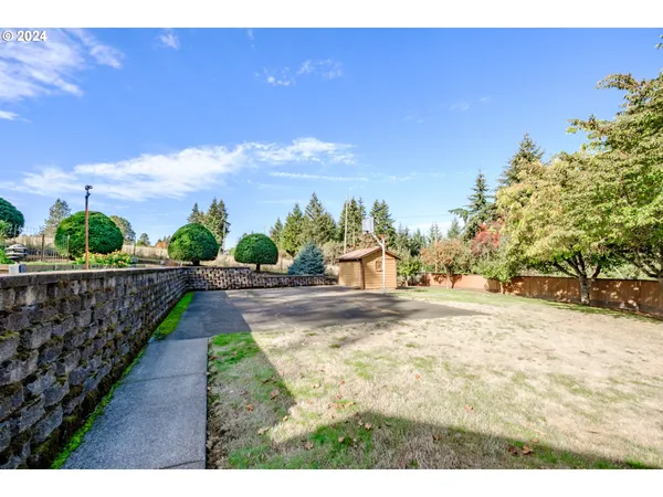 $799,000 | 42002 Cut-Off Drive, Lebanon, OR 97355