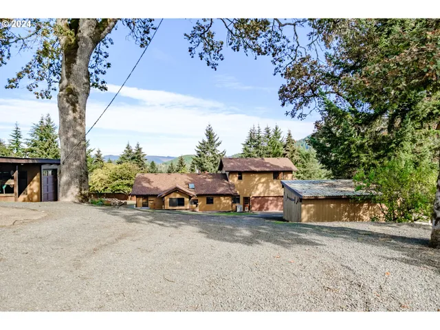 $825,000 | 42002 Cut-Off Drive, Lebanon, OR 97355