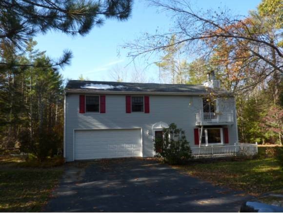 17 Holmgren Road Stratham, NH 03885 - Photo 1 of 1